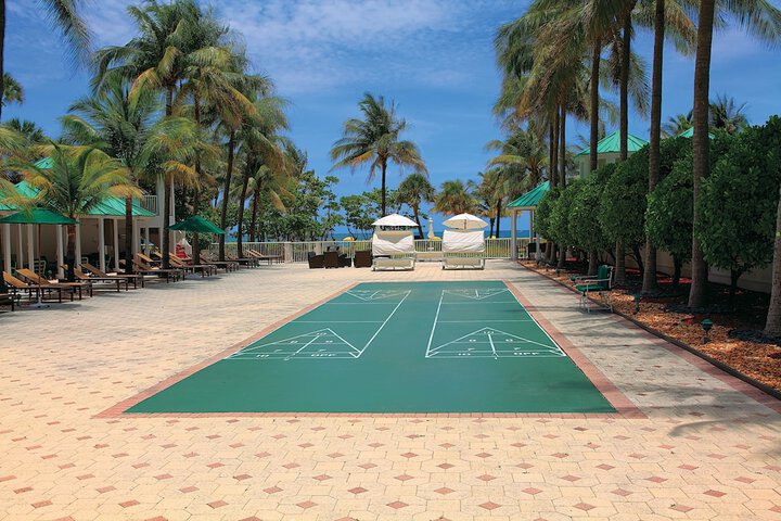 Sea View Hotel Bal Harbour, on the Ocean