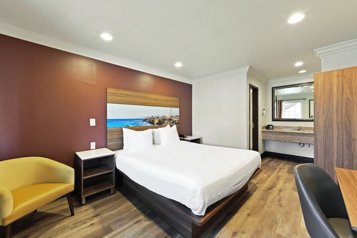 Room 22 of 43