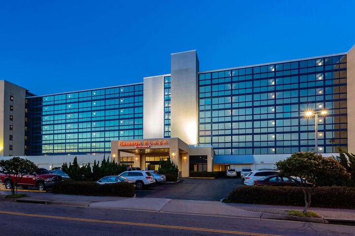 Hotel 5 of 61