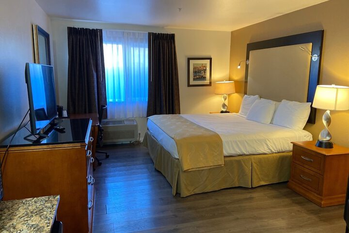 Room 16 of 24