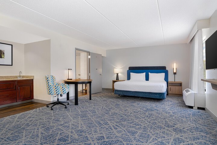 Hampton Inn & Suites Lamar