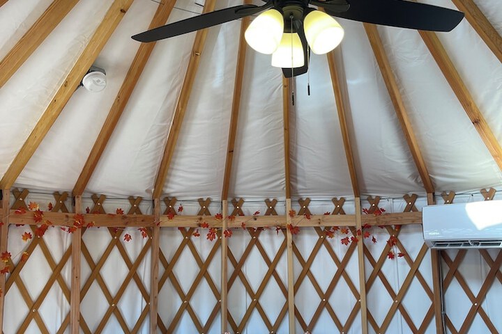 Mountain Aire Cottages Inn & Glamping