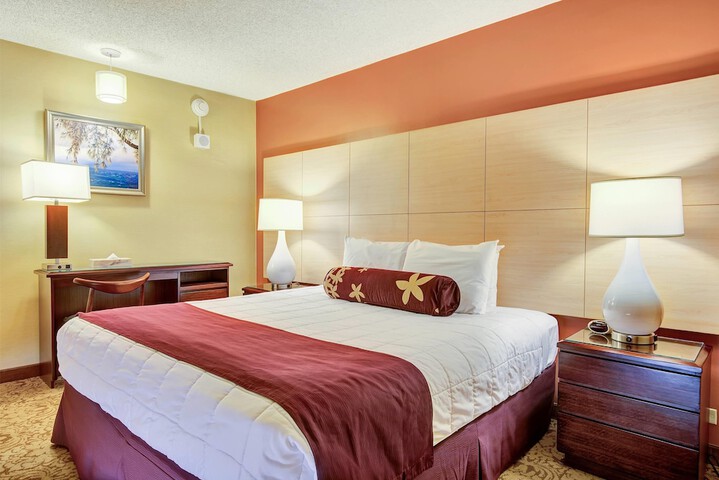 Hilo Hawaiian Hotel Trademark Collection by Wyndham