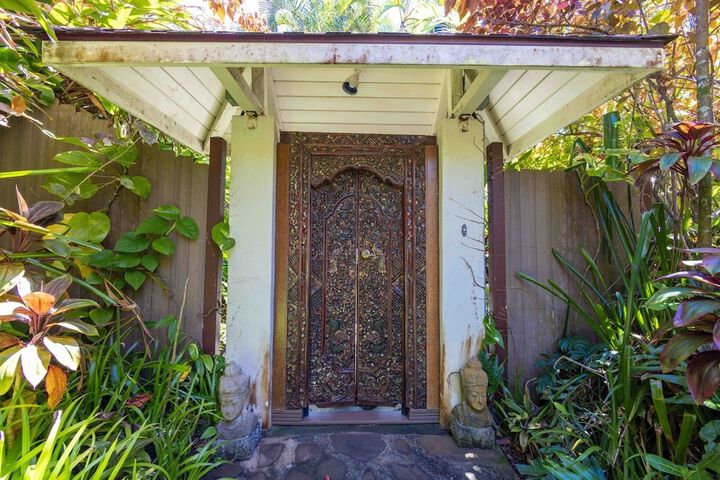 Hale Akua Garden Farm & Eco-Retreat