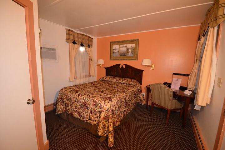 Room 44 of 53