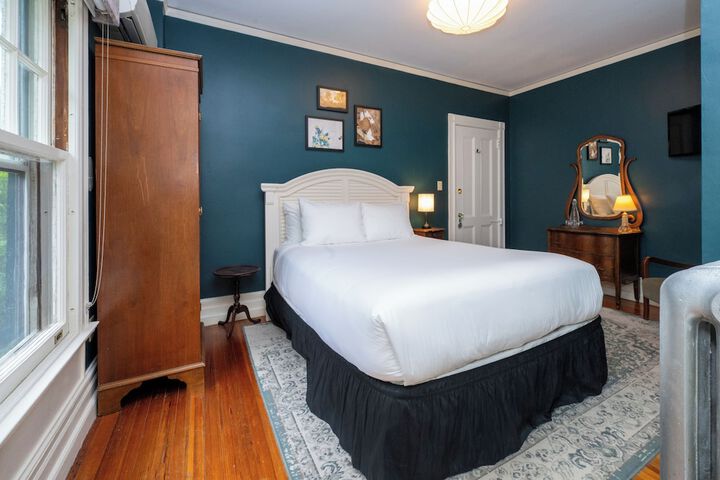 Room 21 of 155