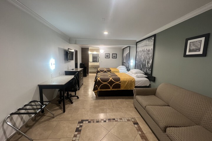 Room 30 of 54