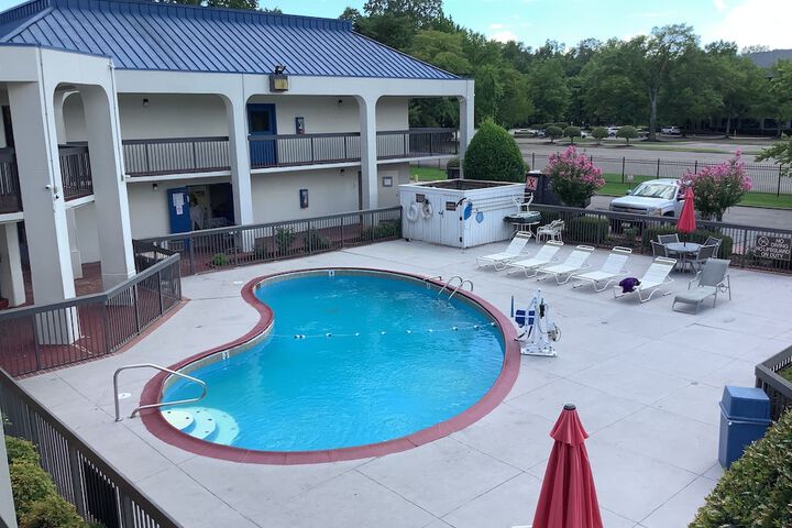 Pool 5 of 44