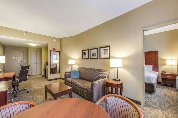 Room 26 of 63