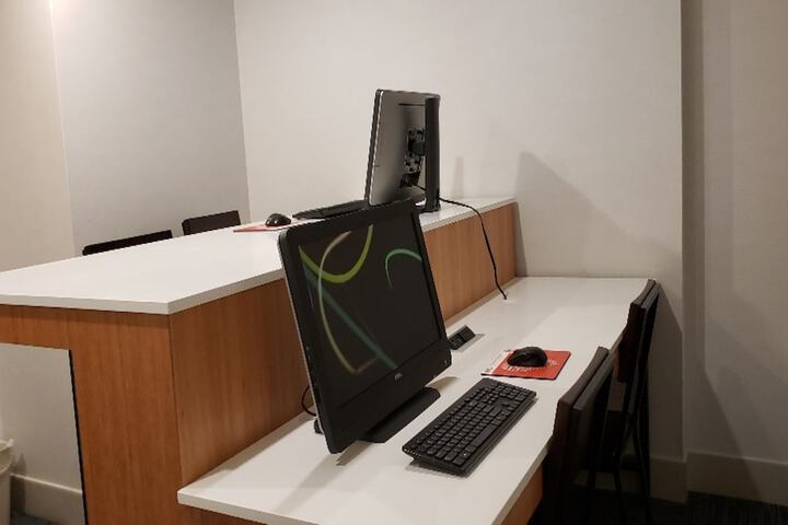 Holiday Inn Express Hotel & Stes Mt. Arlington Rockaway Area by IHG