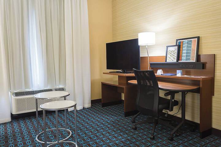 Room 20 of 39