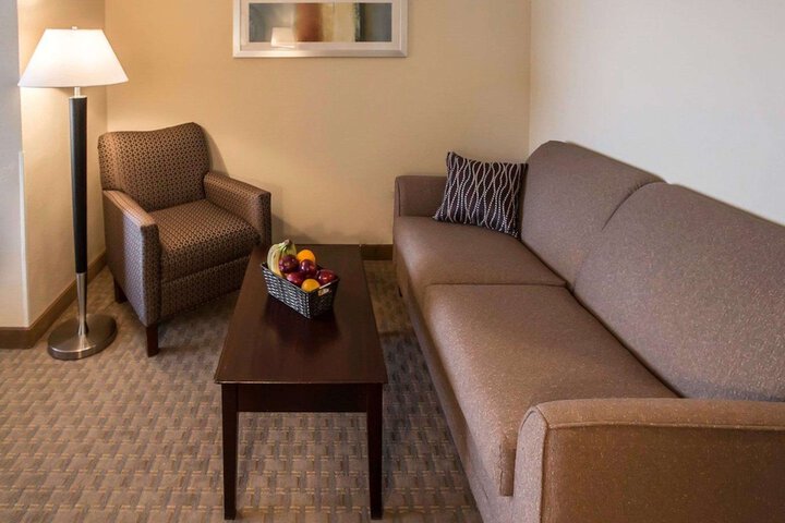Room 26 of 49
