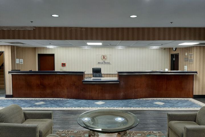 Hotel Interior 4 of 32