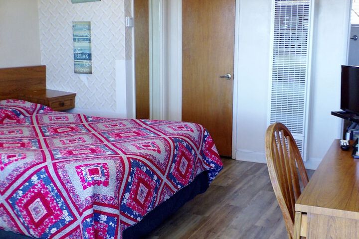 Room 81 of 90