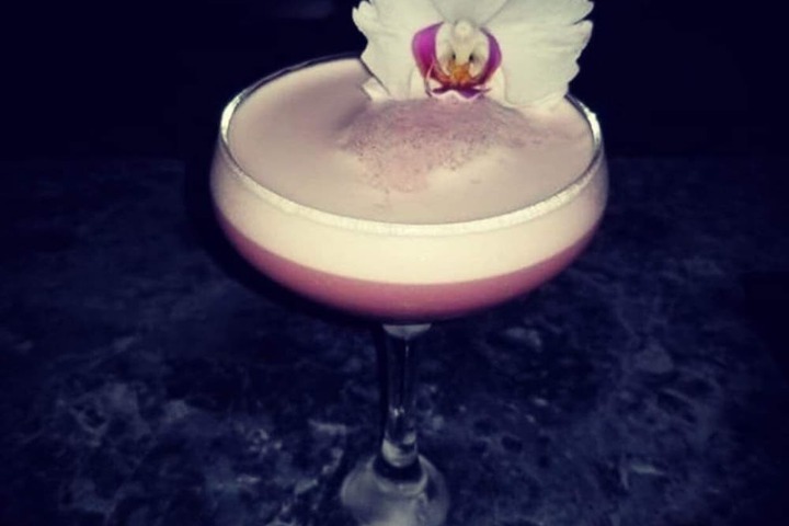 Lounge 92 of 132