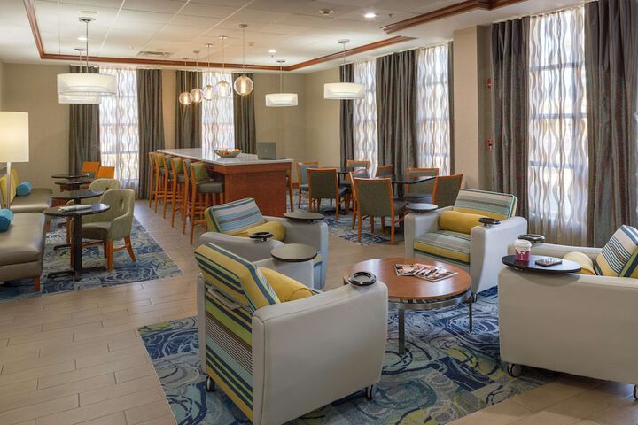 Hampton Inn & Suites Knoxville-Downtown