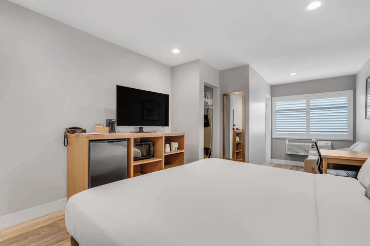 Sather Berkeley SureStay Collection by Best Western