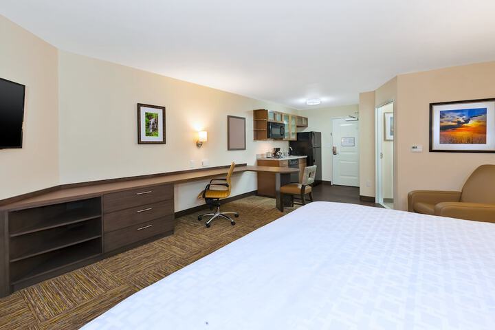 Room 13 of 31
