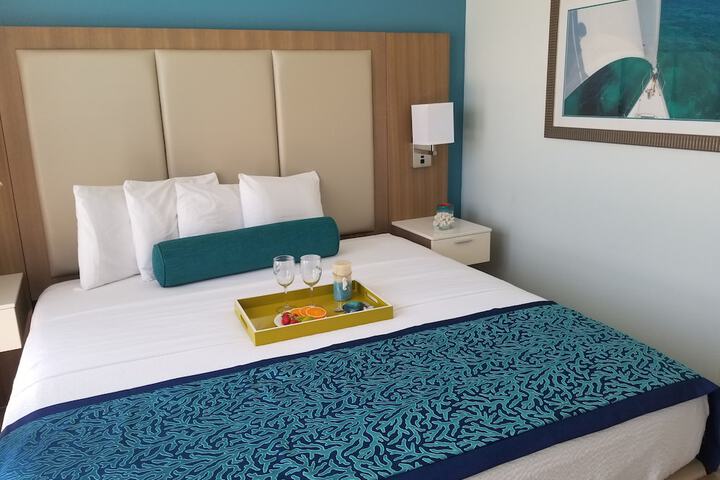Room 21 of 43