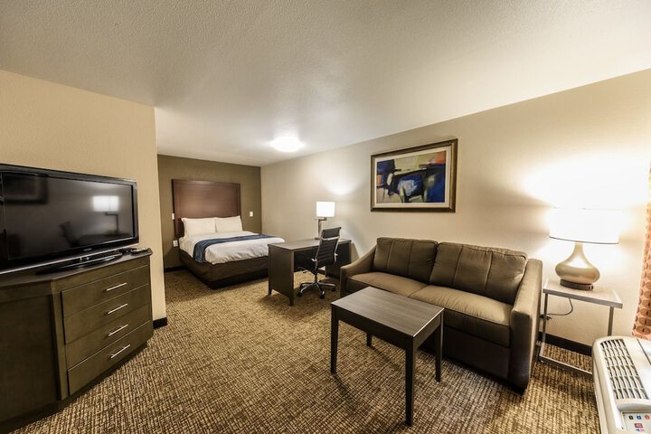 Room 30 of 41
