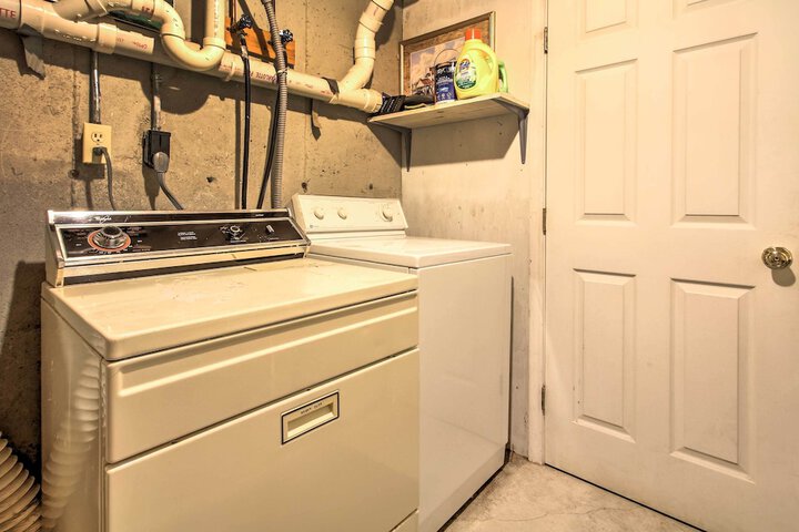 Cozy Bartlett Townhome 3 Mi to Attitash Mountain
