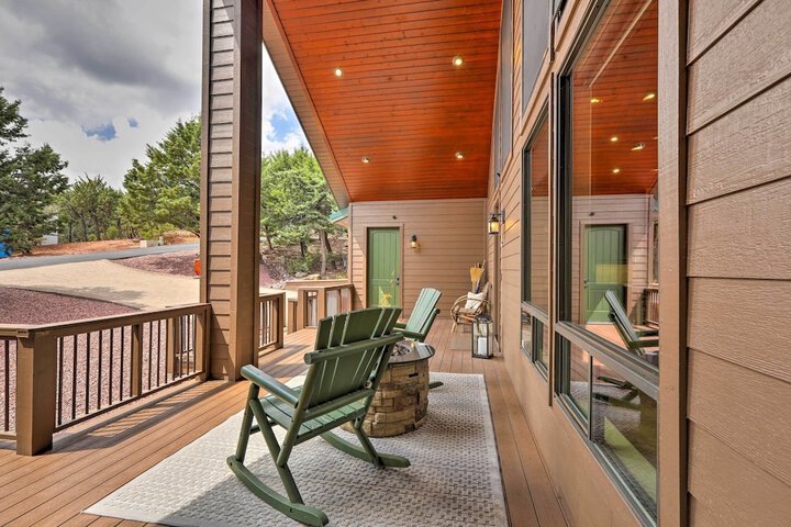 AZ Rim Retreat in Pine W / deck Hot Tub & Views!