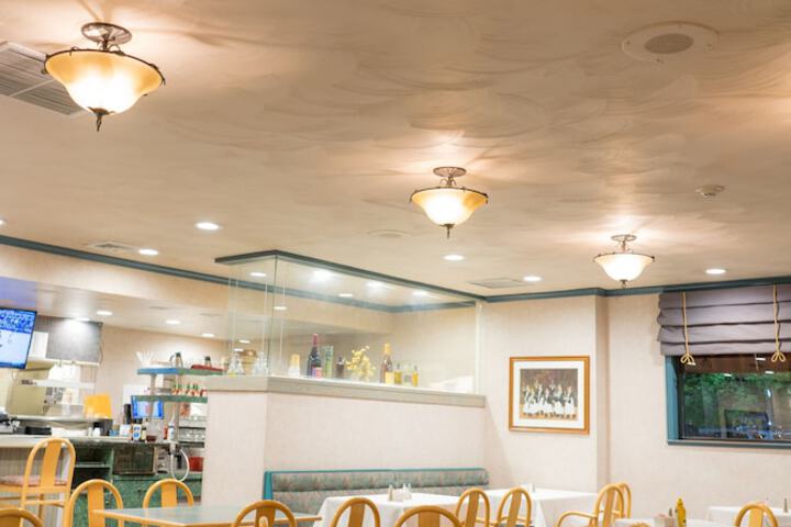 Oakland Airport Executive Hotel