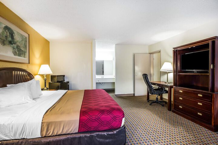 Rodeway Inn & Suites Carrollton