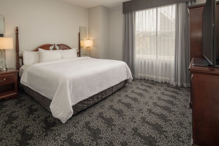 Room 25 of 69