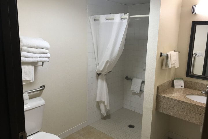 Room 49 of 81