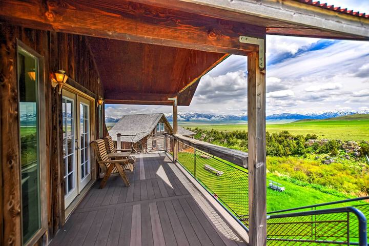 dreamswest Ennis Studio w / Deck & Stunning Views