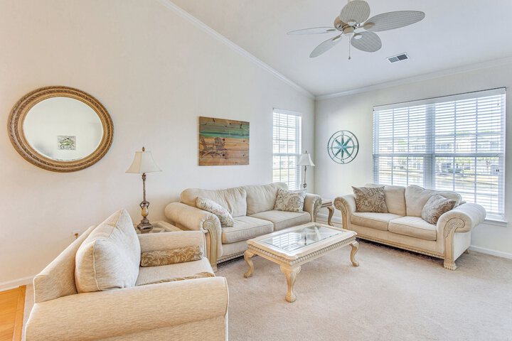 5 Mi to Shore: Condo w / Patio in Sunset Beach!