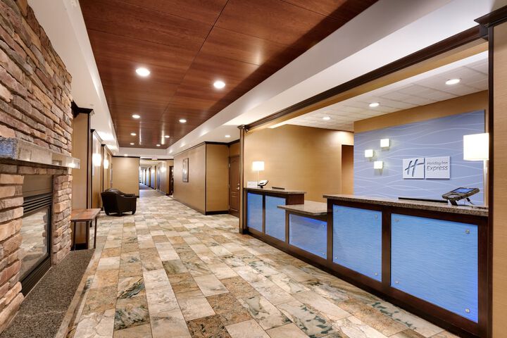 Hotel 5 of 61