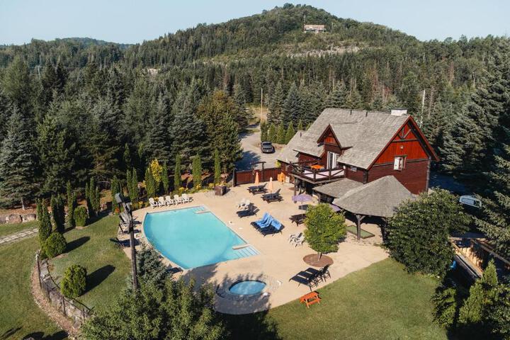 Loft Exécutif CherLieu de luxe avec vue sur golf et montagnes