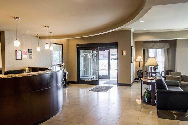Hotel Interior 10 of 41