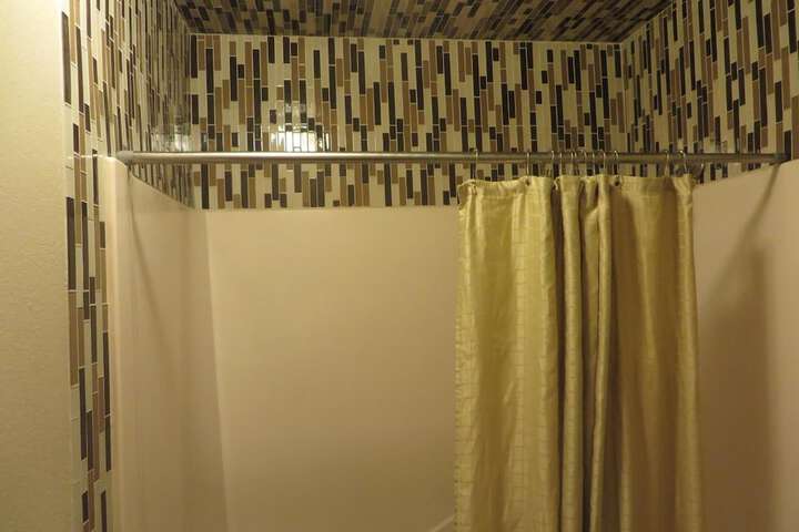 Room 42 of 58