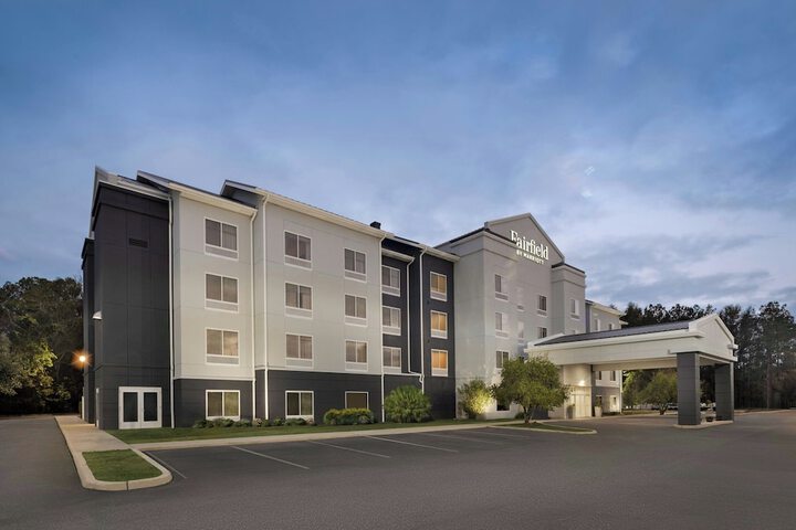 Fairfield Inn & Suites Lake City