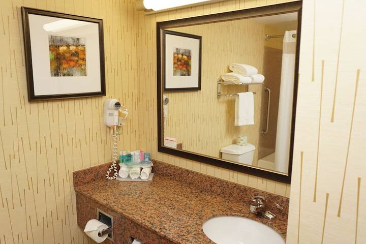 Room 29 of 50