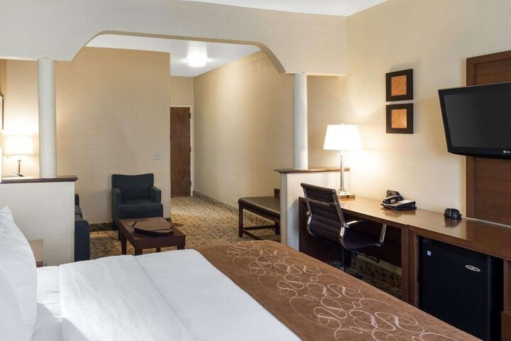 Room 16 of 48
