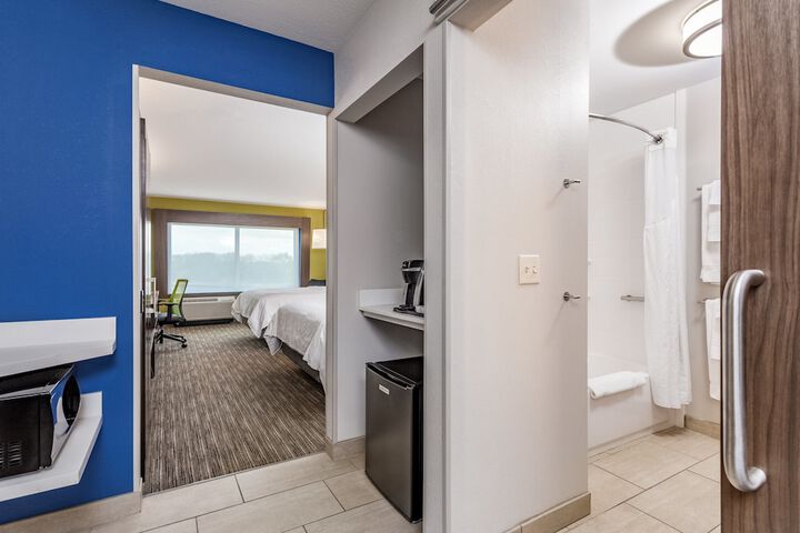 Room 31 of 49