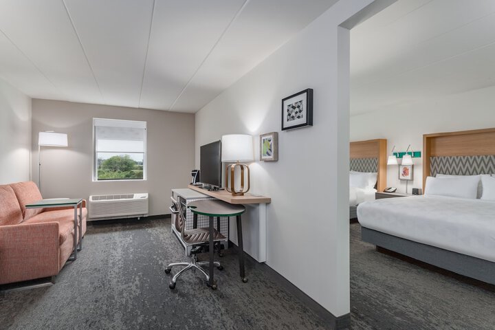 Room 36 of 42