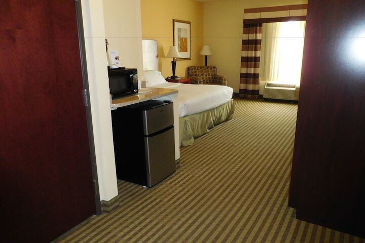 Room 27 of 58