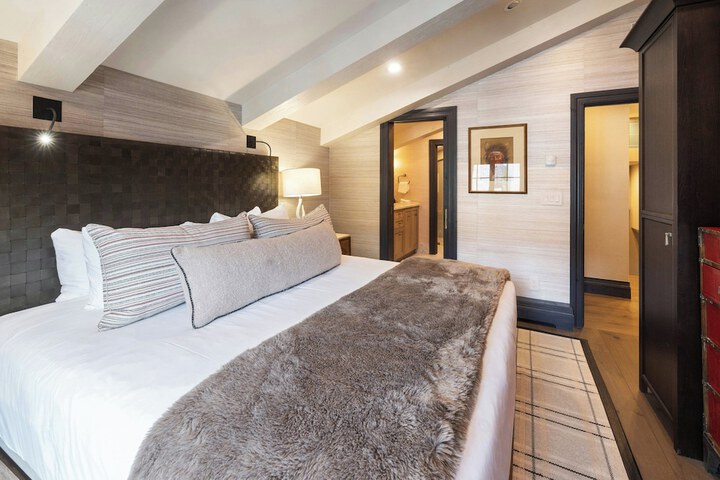 The Lodge at Vail a RockResort by Vail Resorts