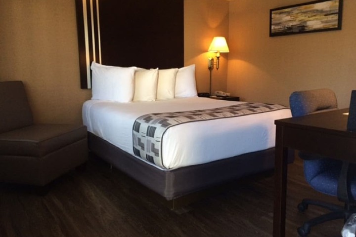 Room 22 of 32