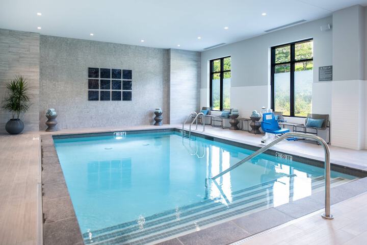 Pool 10 of 45