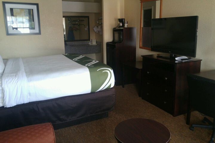 Room 12 of 44
