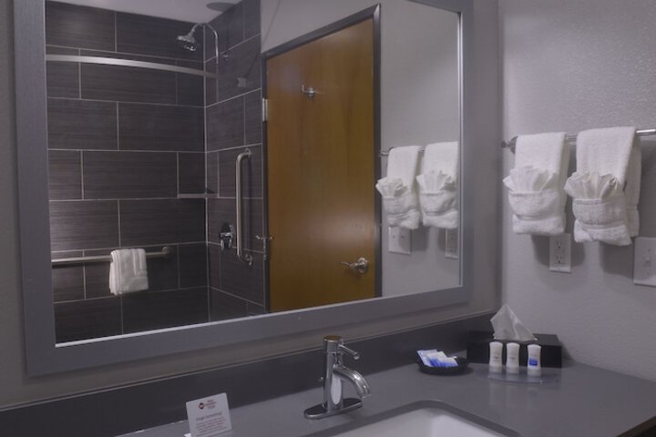 Best Western Plus Lampasas Inn & Suites