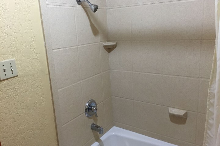 Room 29 of 47