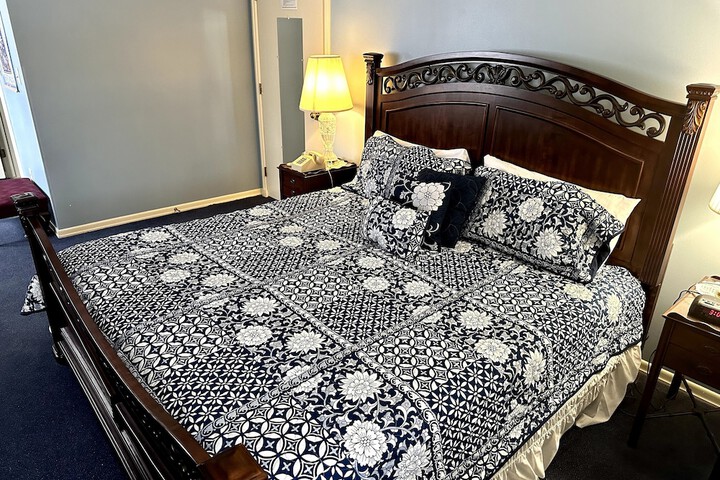Montague Inn
