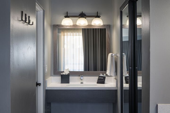 Room 21 of 31
